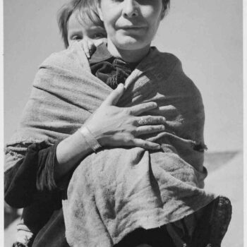 Adams - Dinee Woman and child, Canyon de Chelle, Arizona