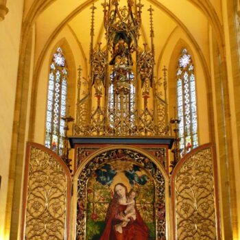 Madonna in an arbor of roses (photo of the interior of St. Martin in Colmar)