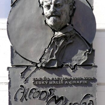 Praha, Mala Strana Thunovska 25, Alfons Mucha (pametni deska)