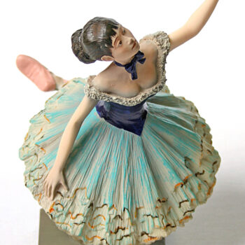 Danseuse Verte Green Ballerina Dancer Statue by Degas