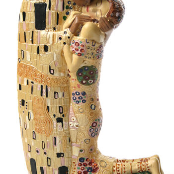 The Kiss Man and Woman Hugging Statue by Gustav Klimt
